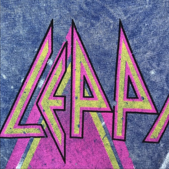☀️Def Leppard Band T-Shirt - Picture 4 of 8